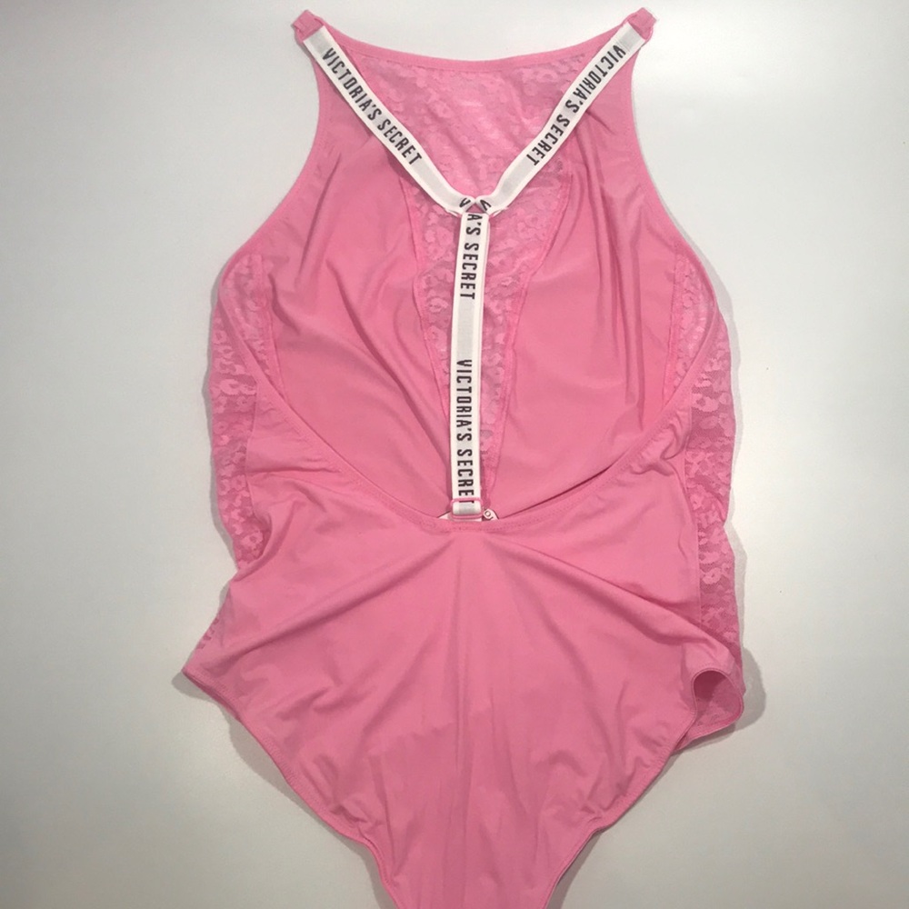 Victoria’s Secret Leopard Lace High-Neck Bodysuit - Picture 12 of 14
